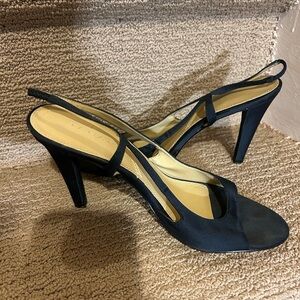 Tahari Women's Navy Slingback Heels